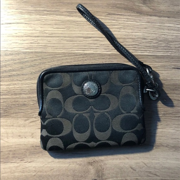 Coach Wristlet - Picture 1 of 7